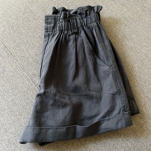 Apiece Apart Shorts - great preowned condition - Picture 4 of 10